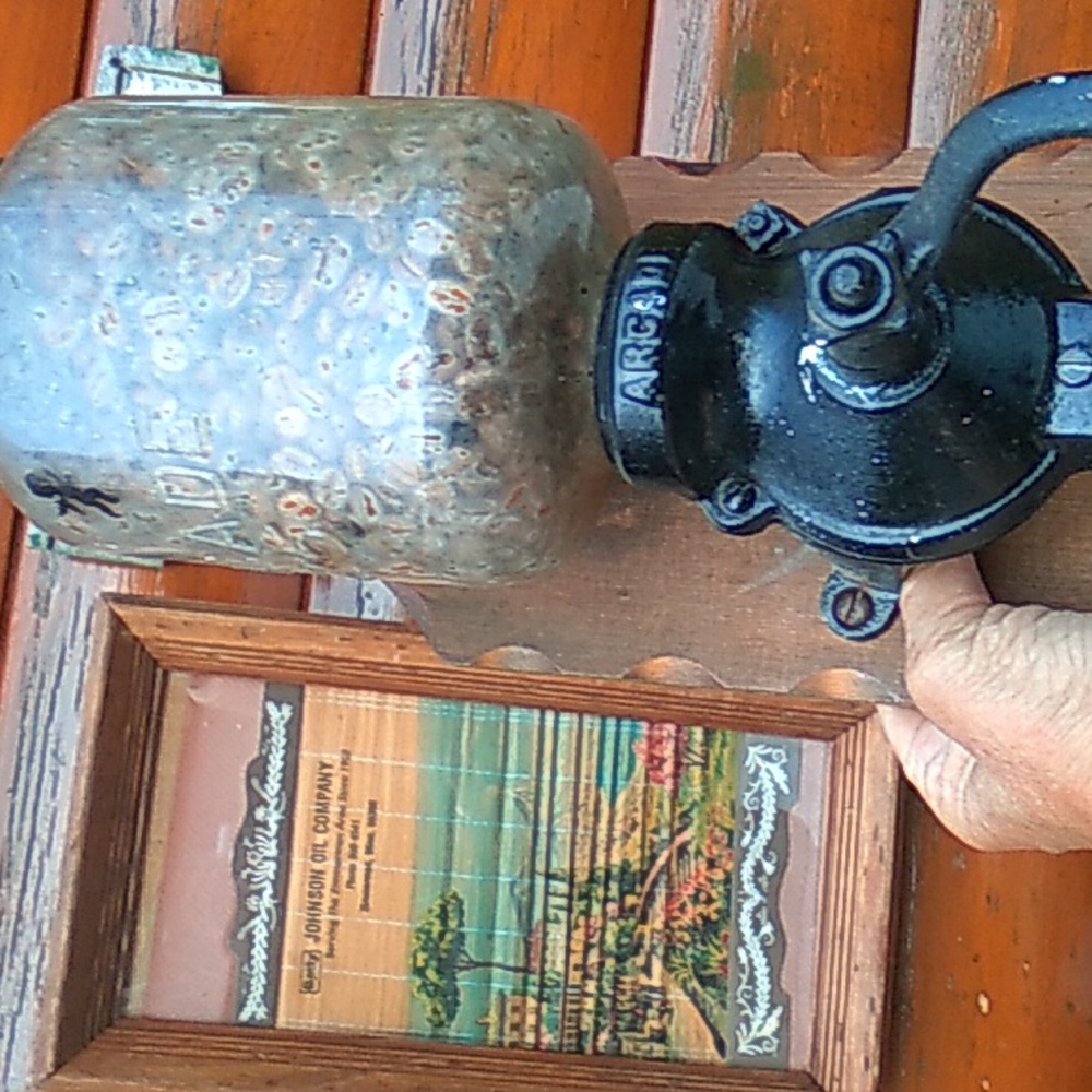 ☕️ Vintage Arcade Coffee Grinder Cast Iron Glass WALL HANGING VNPLVC - Picture 2 of 16